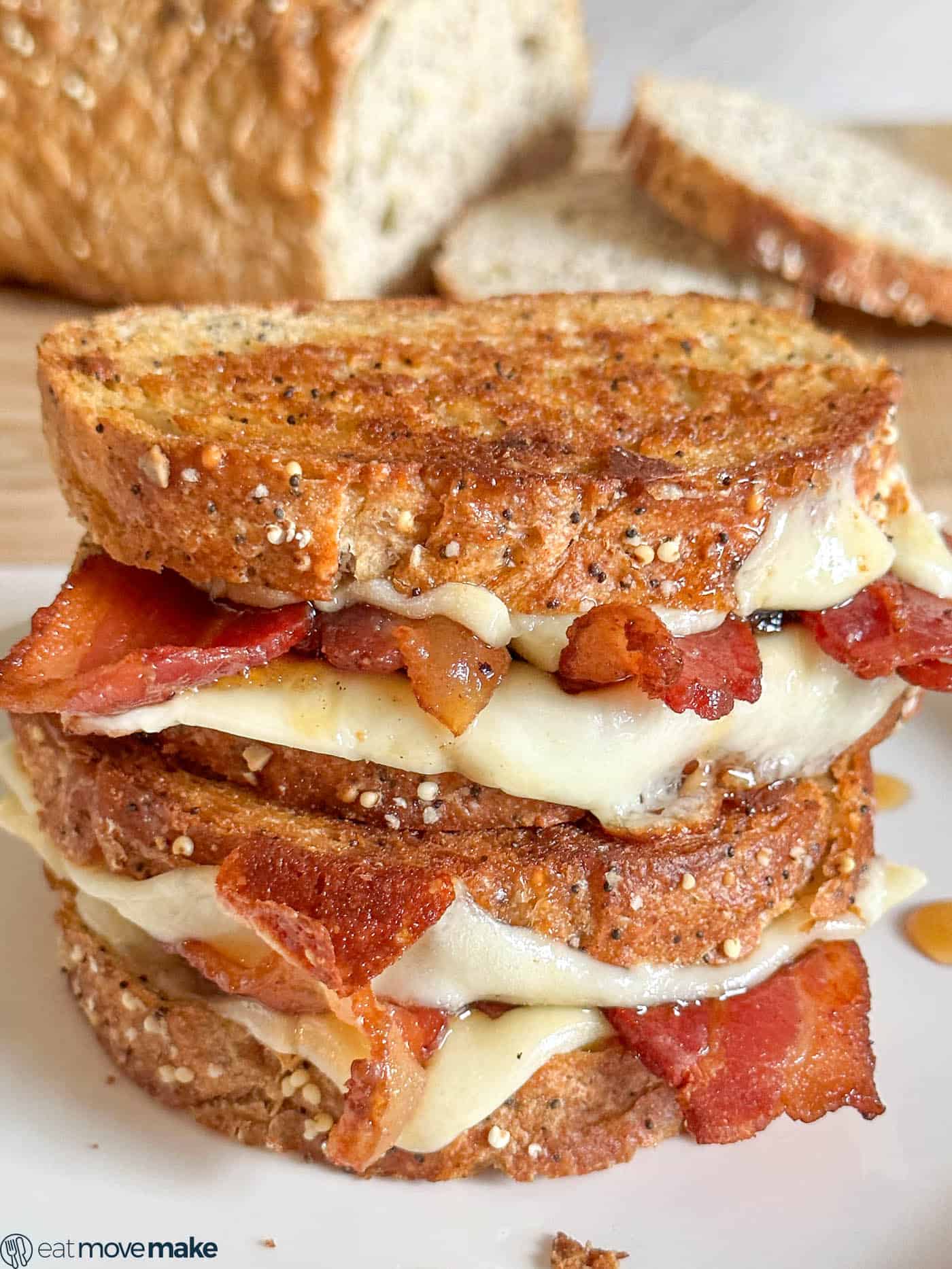 Bacon Apple Grilled Cheese Sandwiches