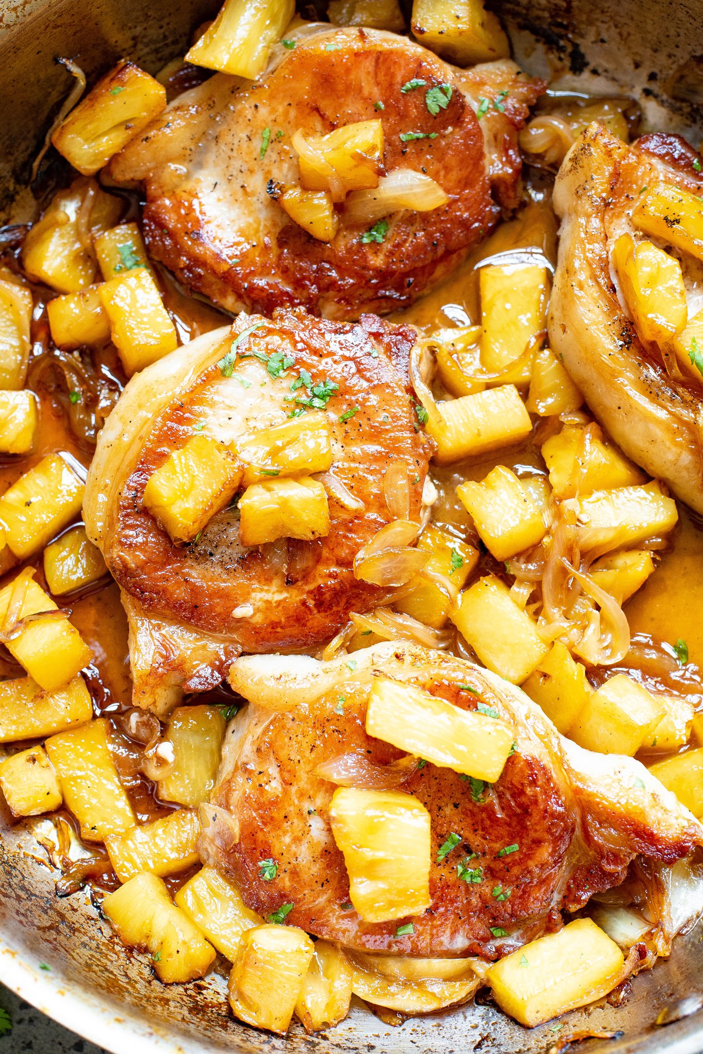 Easy pineapple pork chops with pineapple. 
