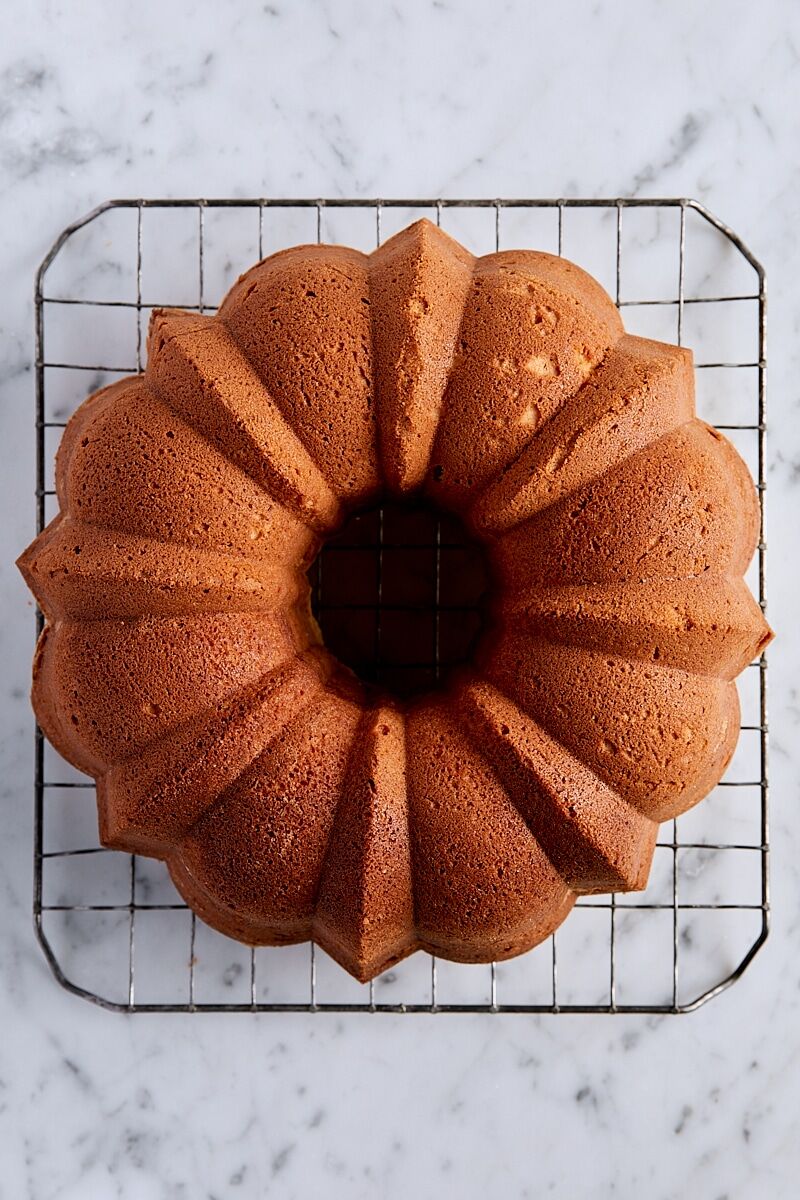 Baked pound cake on wire cooling rack
